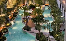 Panwaburi Beachfront Resort - SHA Extra Plus