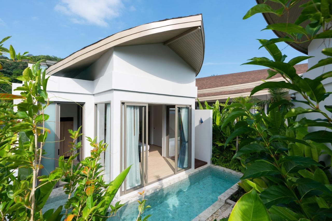 Panwaburi Beachfront Resort - SHA Extra Plus Exterior foto A pool villa at the resort