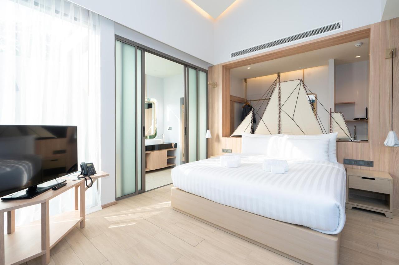 Panwaburi Beachfront Resort - SHA Extra Plus Exterior foto A bedroom at the hotel