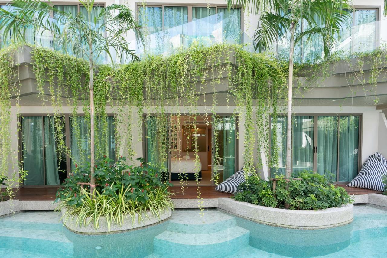 Panwaburi Beachfront Resort - SHA Extra Plus Exterior foto The swimming pool at the hotel
