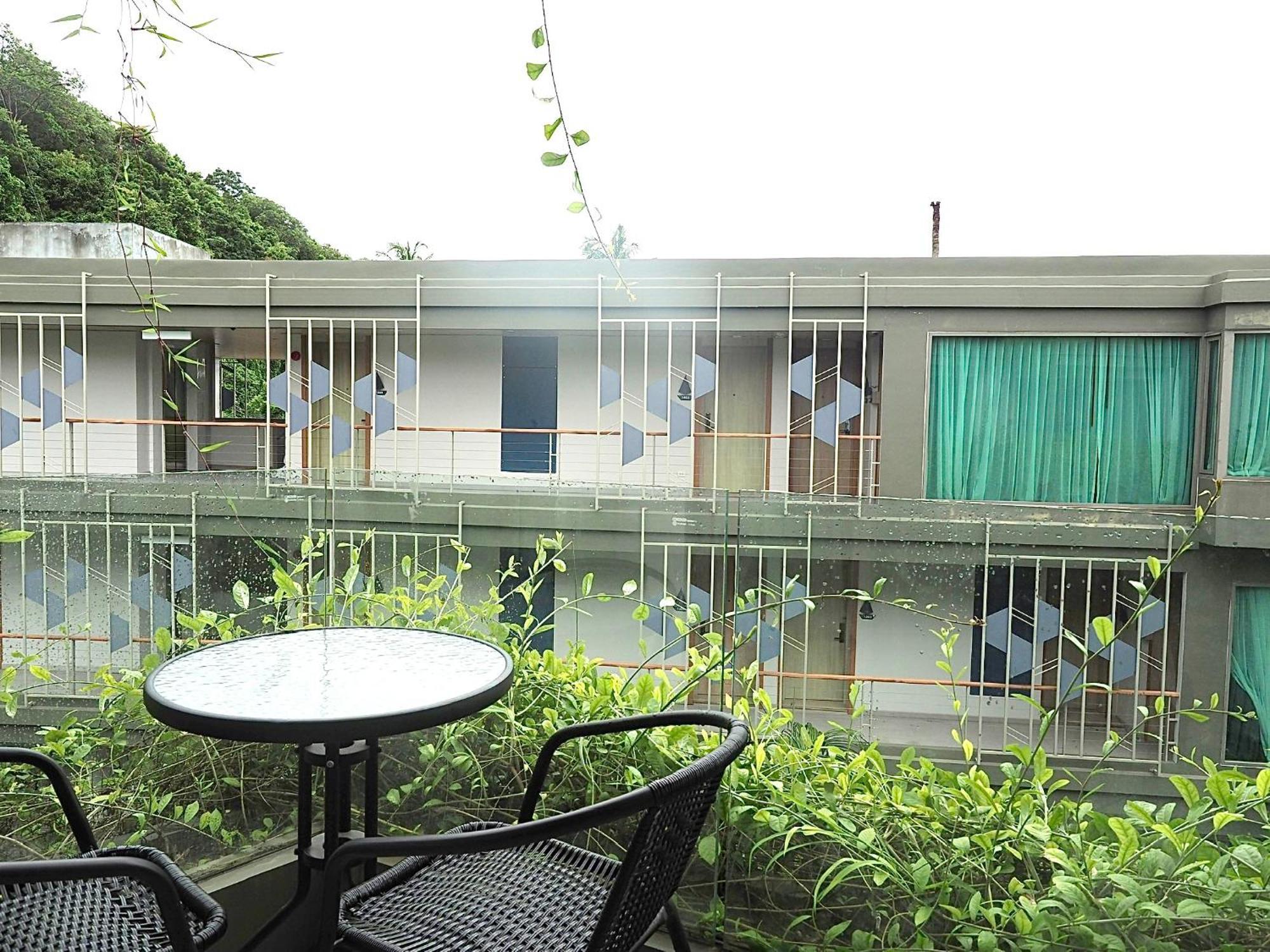 Panwaburi Beachfront Resort - SHA Extra Plus Exterior foto