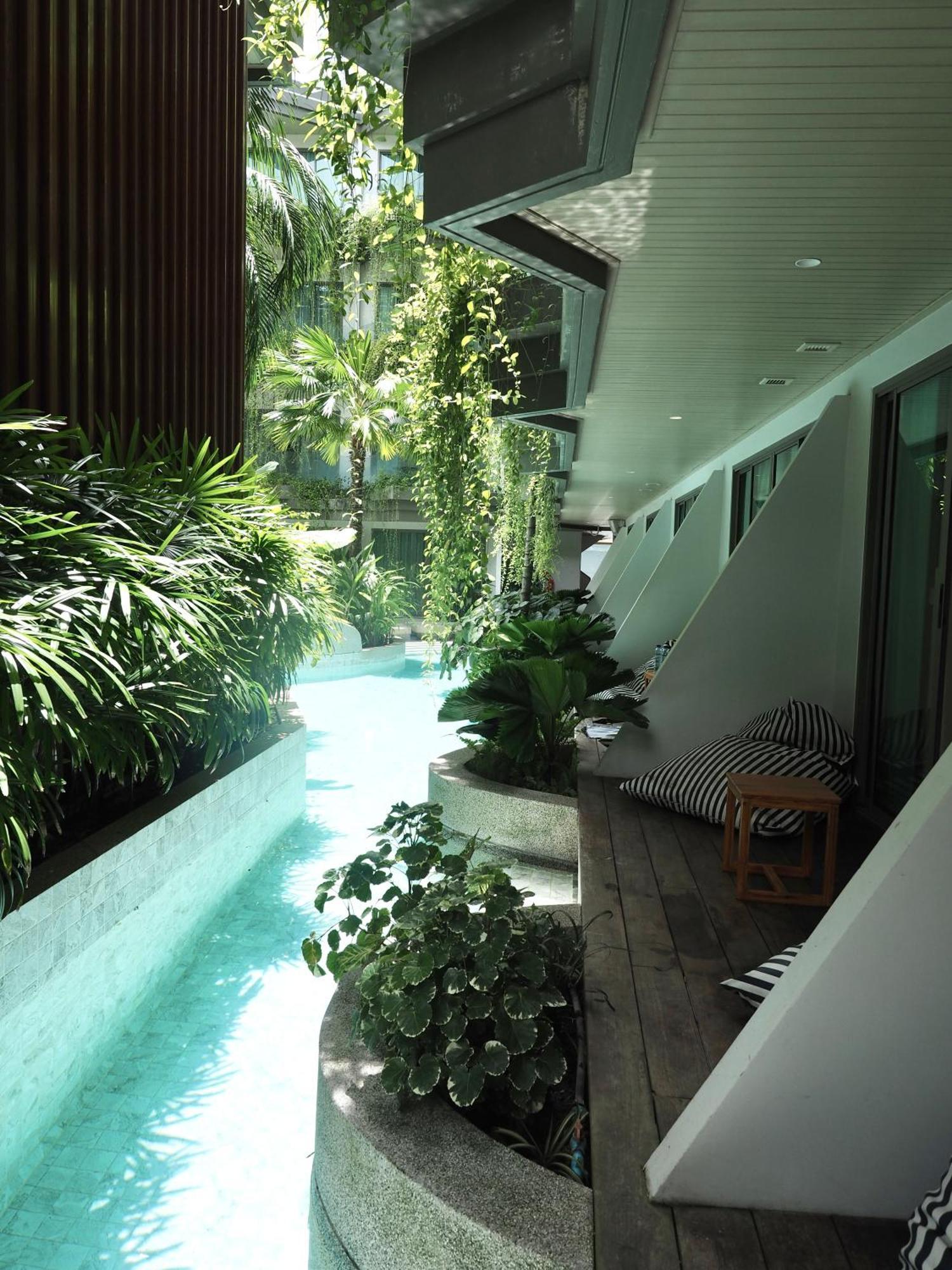 Panwaburi Beachfront Resort - SHA Extra Plus Exterior foto The interior of the hotel